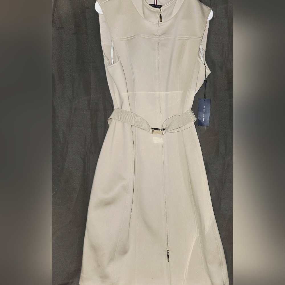 Tommy Hilgiger Elegant Cream Sleeveless Dress